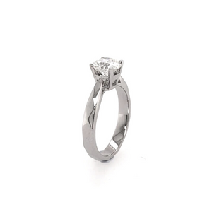 1 carat Round Brilliant Diamond Ring